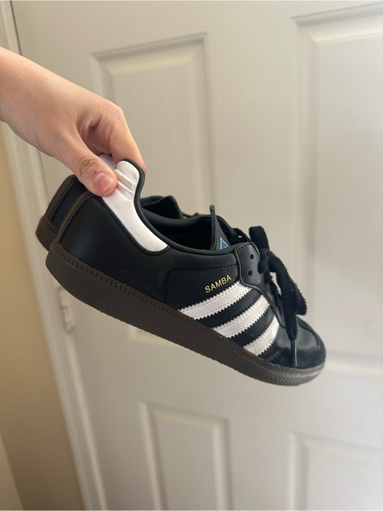 adidas Shoes - Adidas Sambas - Black
